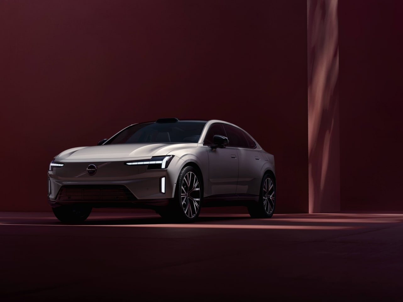 Volvo ES90 2025