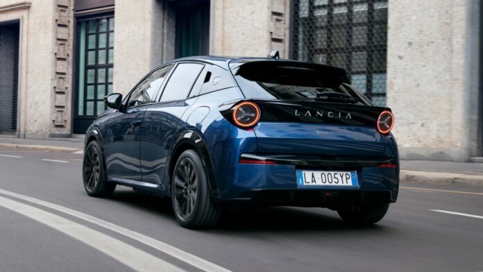Lancia Ypsilon Ibrida 2025