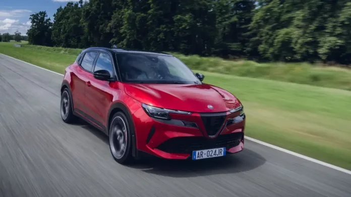 Alfa Romeo Junior 2025