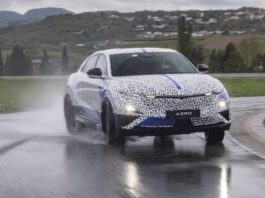 Alpine A390