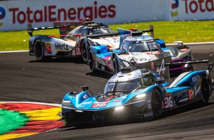 Alpine sur le podium à Spa-Francorchamps