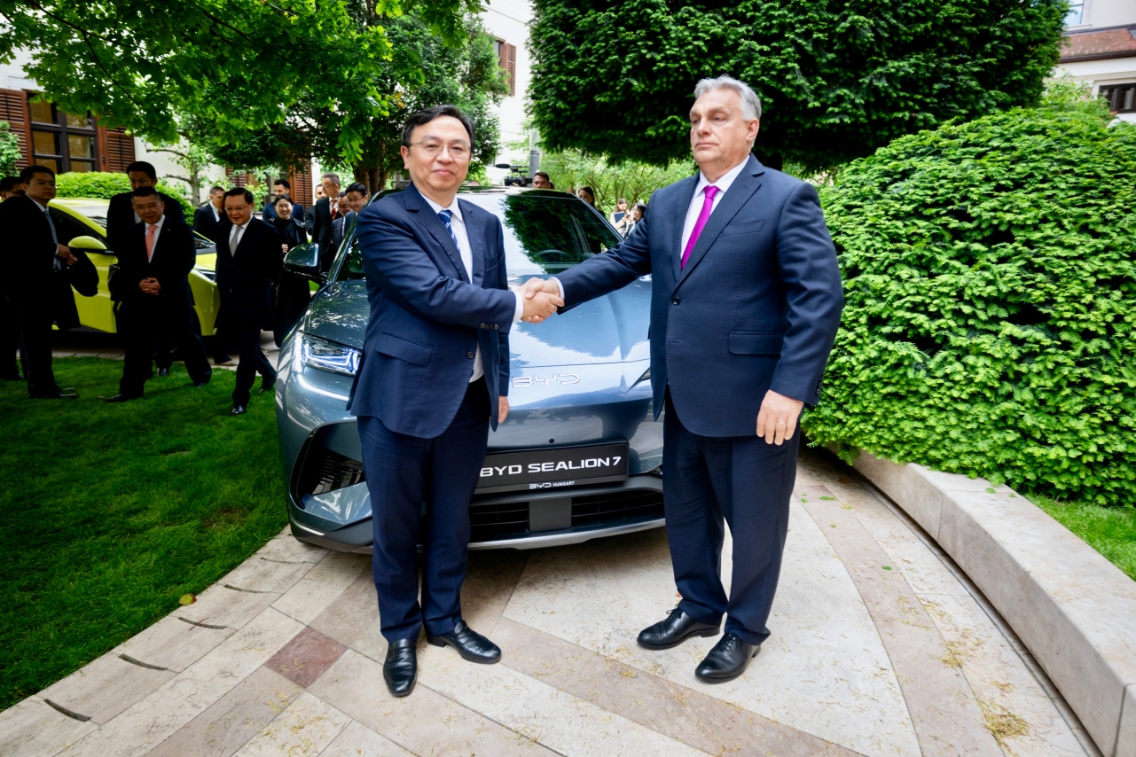 BYD SEALION 7 présentation