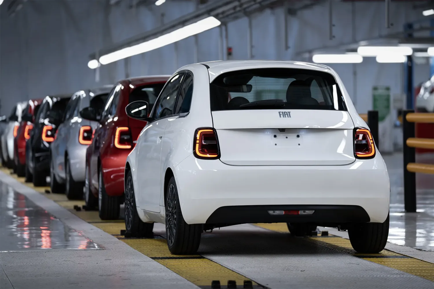 Nouvelle Fiat 500 hybrid 2025