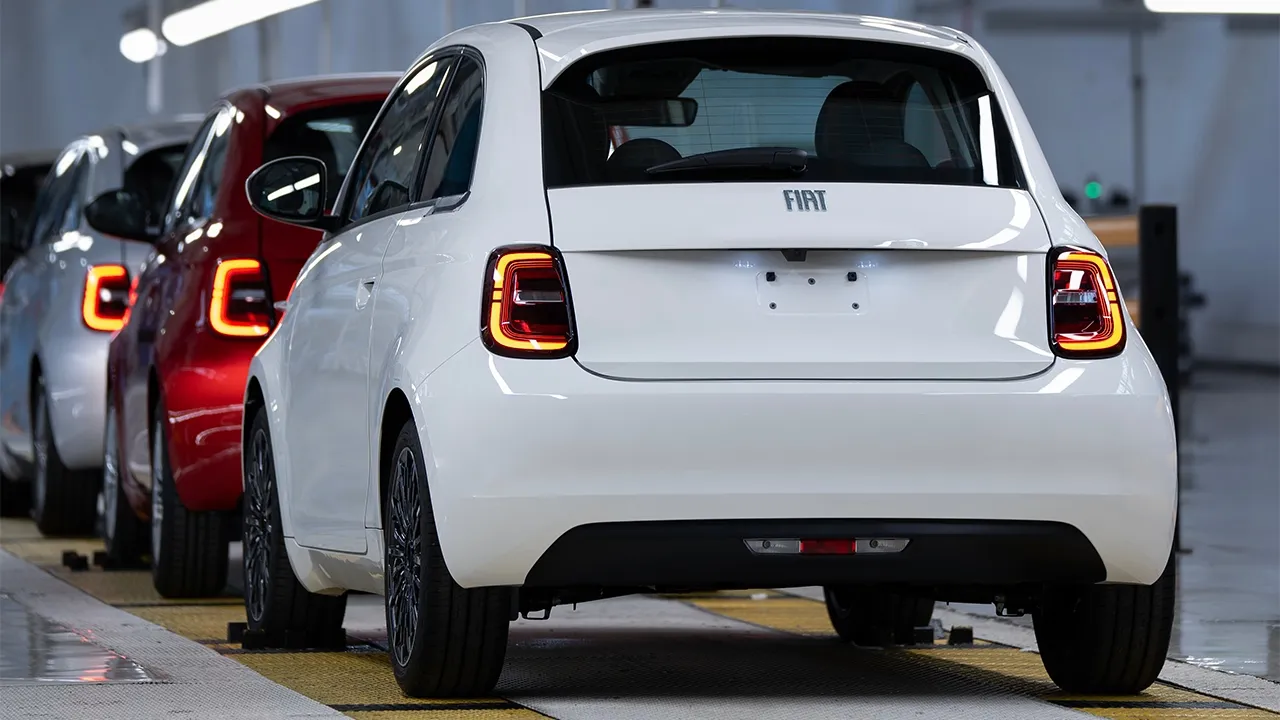 Nouvelle Fiat 500 hybrid 2025