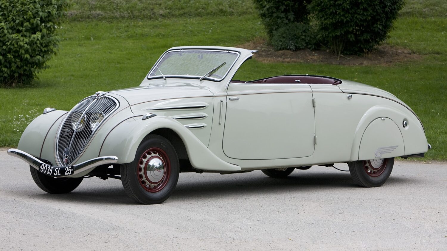 PEUGEOT 402 Eclipse