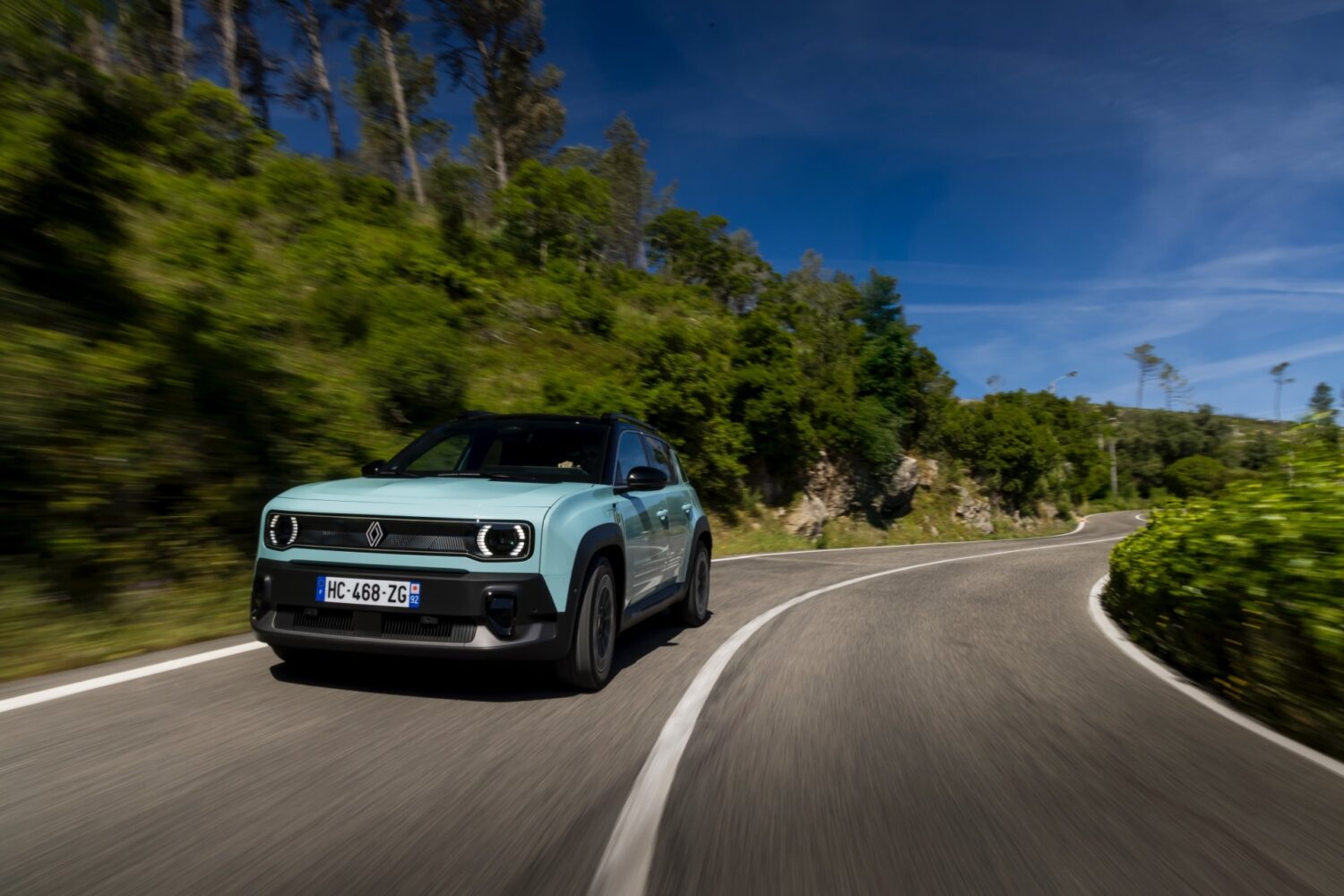 Renault 4 E-Tech electric
