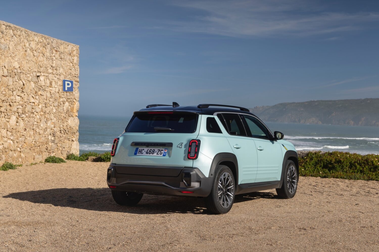 Renault 4 E-Tech electric