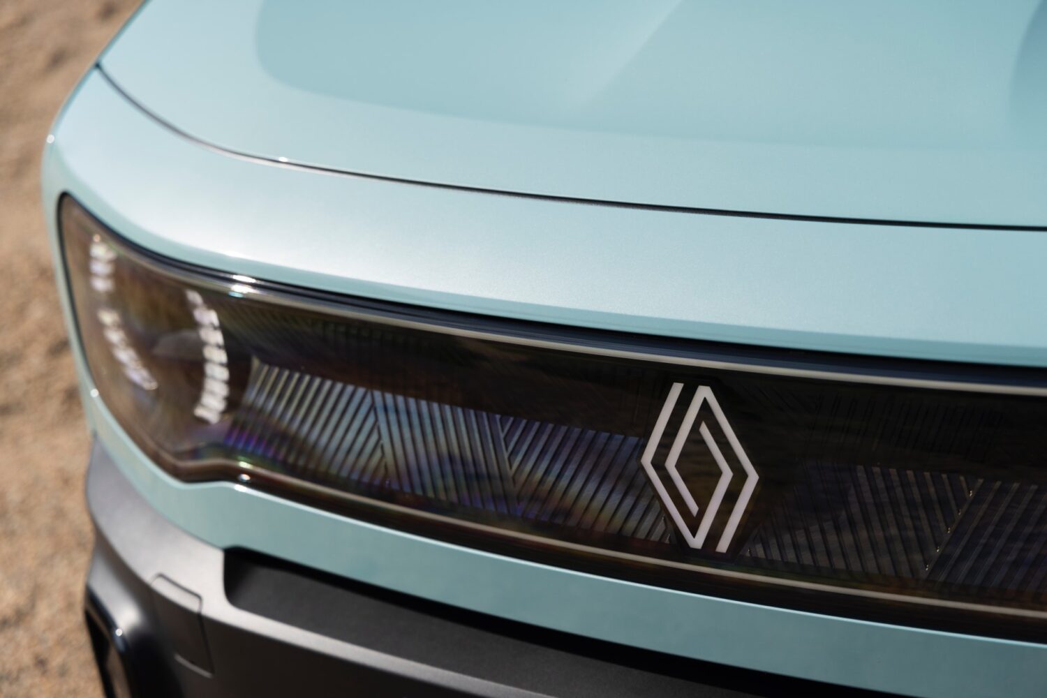 Renault 4 E-Tech electric