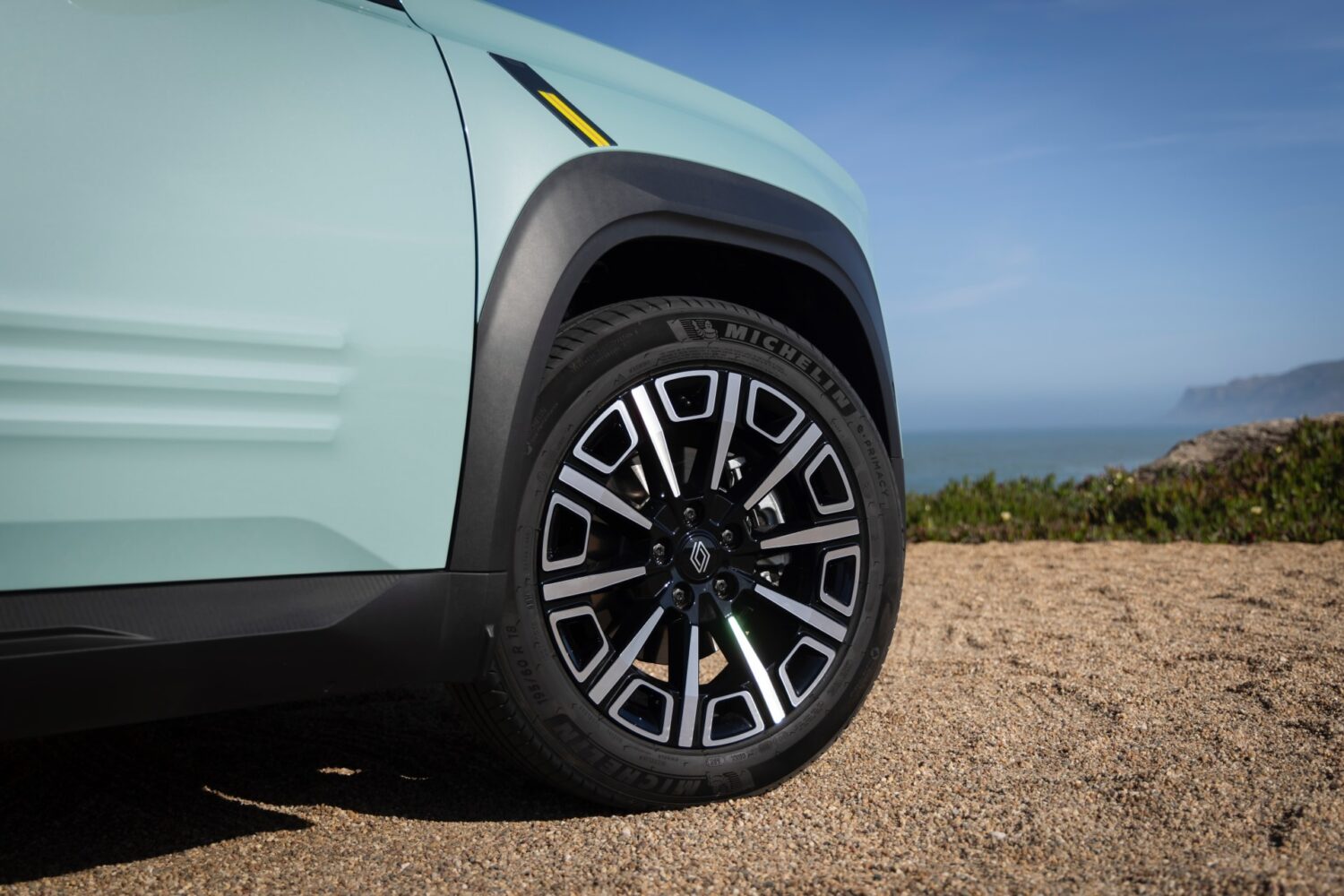 Renault 4 E-Tech electric