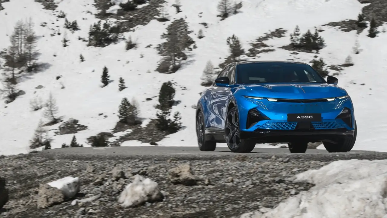 Alpine A390 2025