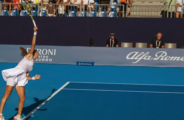 Alfa Romeo illumine la Hopman Cup 2025, à Bari, en tant que partenaire automobile