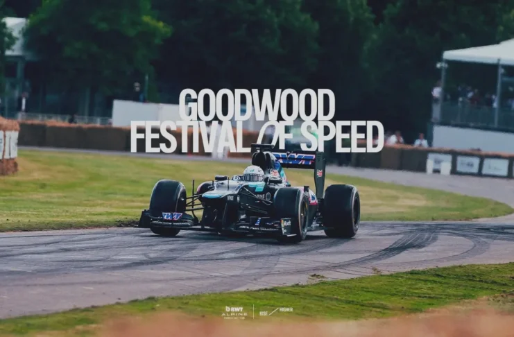 BWT Alpine Formula One Team - Maini et Aron au volant de l'A523 au Goodwood Festival of Speed 2025