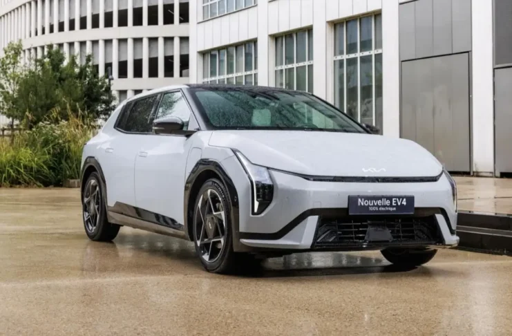 Kia EV4 2025