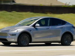 Tesla Model Y se livre seule à son client