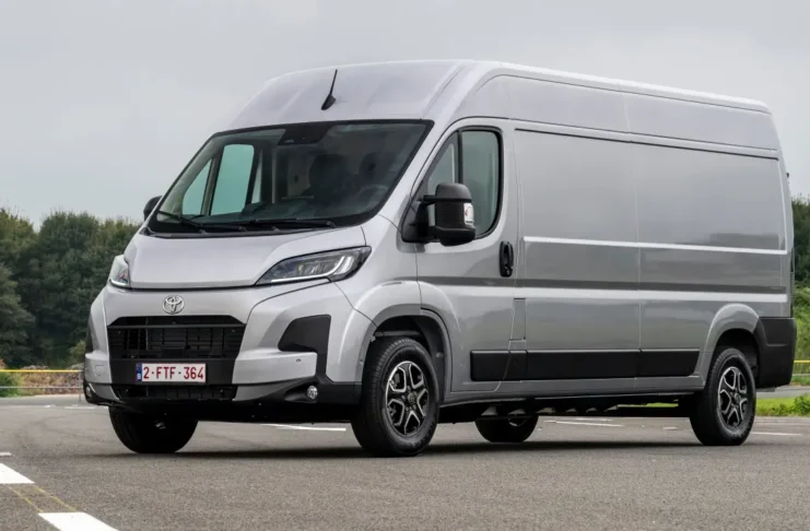 Toyota PROACE MAX Electric - Véhicule Utilitaire Electrique de l’Année 2025