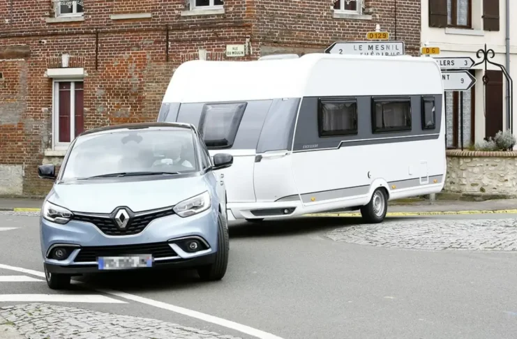 Camping-car, Van ou Caravane