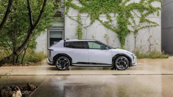 Kia EV4 2025