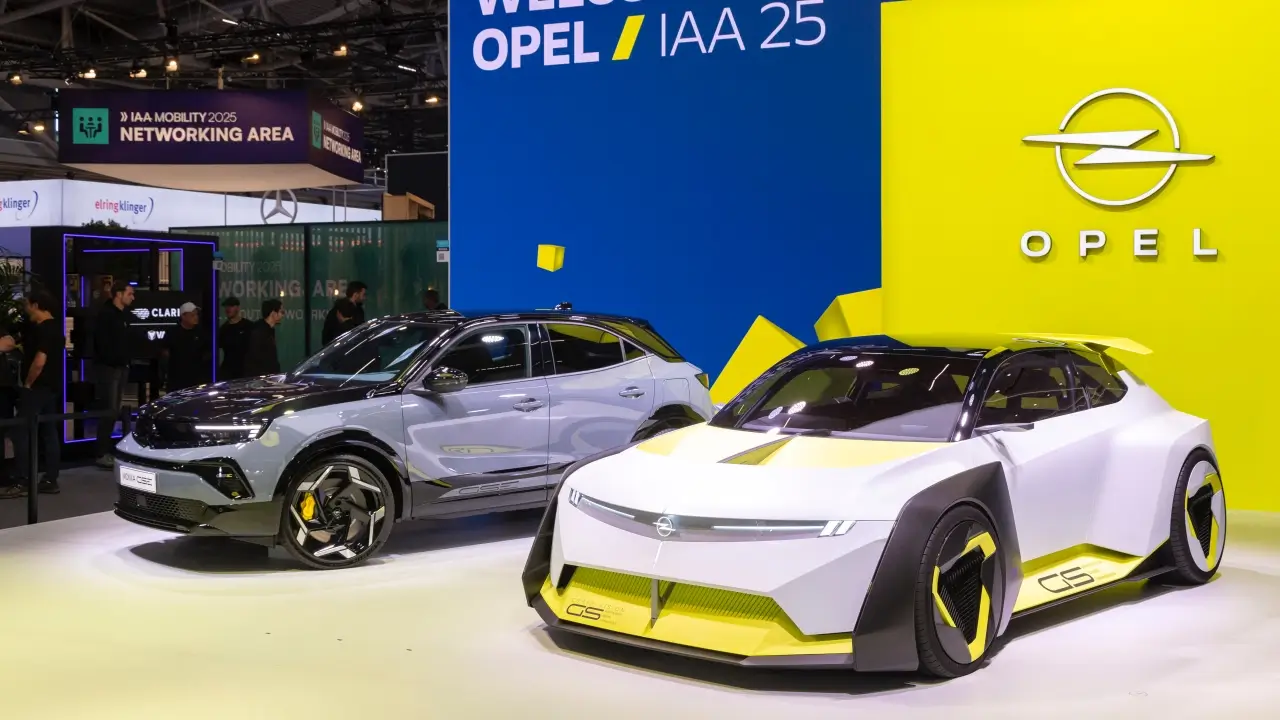 Opel Corsa GSE Vision Gran Turismo - Opel Mokka GSE