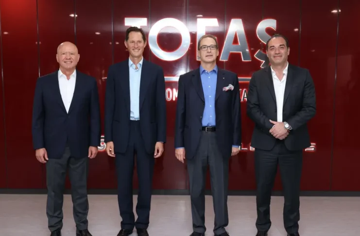 Stellantis - John Elkann, Président du Groupe, et Antonio Filosa, Directeur Général en visite en Turquie