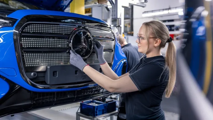 Usine Mercedes-Benz - Next Level Production