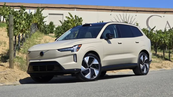 Volvo EX90 2025 - Charge rapide