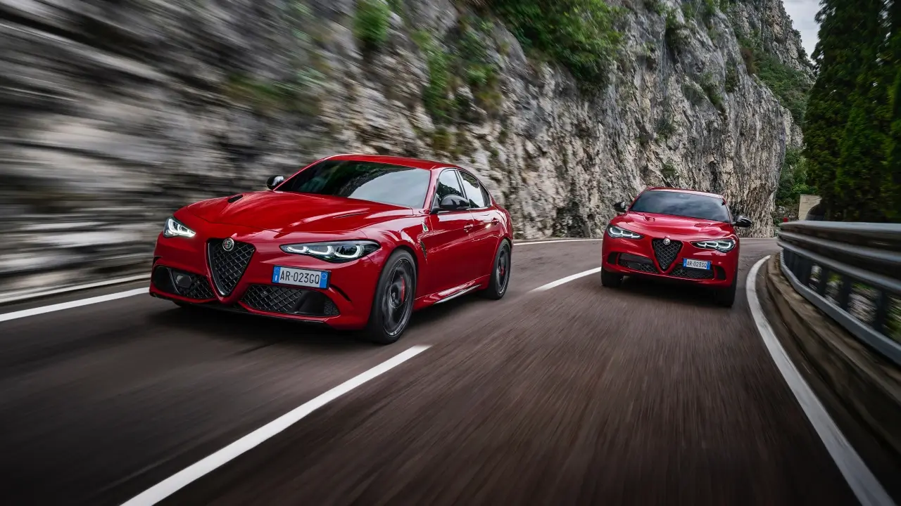 Alfa Romeo Giulia Quadrifoglio et Alfa Romeo Stelvio Quadrifoglio Alfa Romeo Giulia Quadrifoglio et Alfa Romeo Stelvio Quadrifoglio