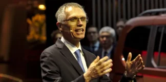 Carlos Tavares : Stellantis au Bord de la Rupture, Selon l’Ex-CEO Carlos Tavares ex-CEO de Stellantis