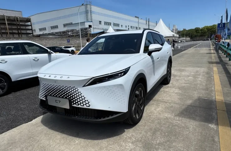 Omoda C7 SHS 2025