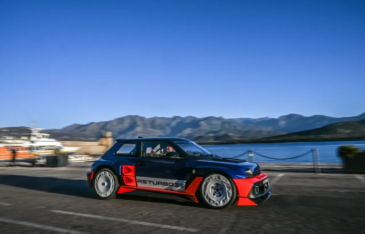 Renault 5 Turbo 3E au Tour de Corse historique 2025