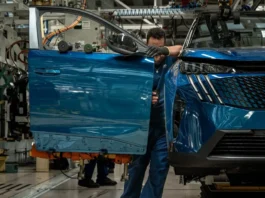 Stellantis en crise - Usine Peugeot