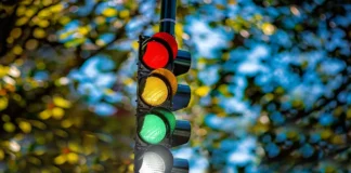 Feux tricolores - feu blanc