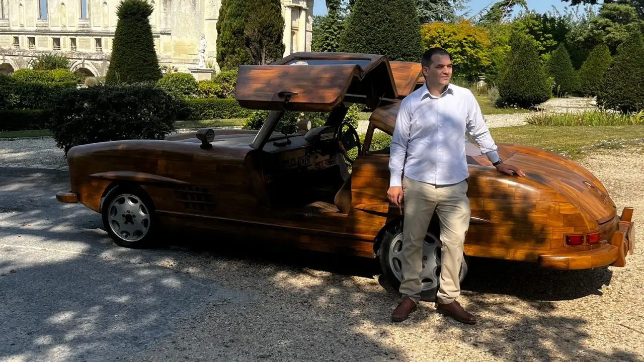 Mercedes 300 SL en bois