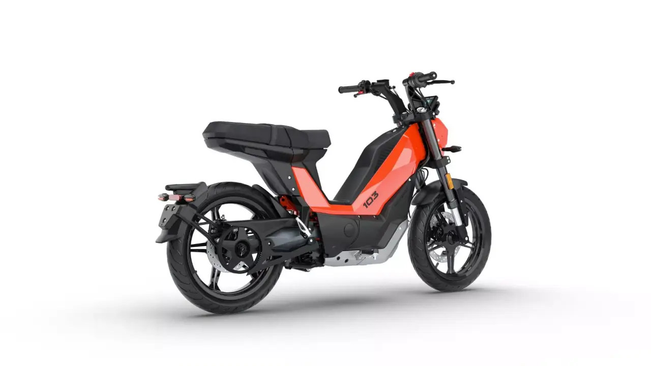 Peugeot 103 électrique 2026