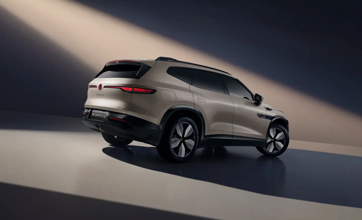 Volkswagen ID UNYX 08