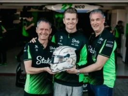 (de gauche vers la droite) Nico Gormsen (Foundateur de Hahnair Foundation), Nico Hulkenberg, Daniel Rudas (COO de Hahnair)