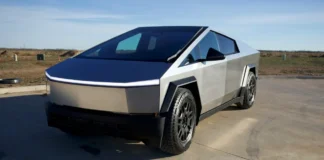 Tesla Cybertruck 2025 : le pick-up géant décroche le Top Safety Pick+ de l’IIHS – une première qui fait date Tesla Cybertruck 2026