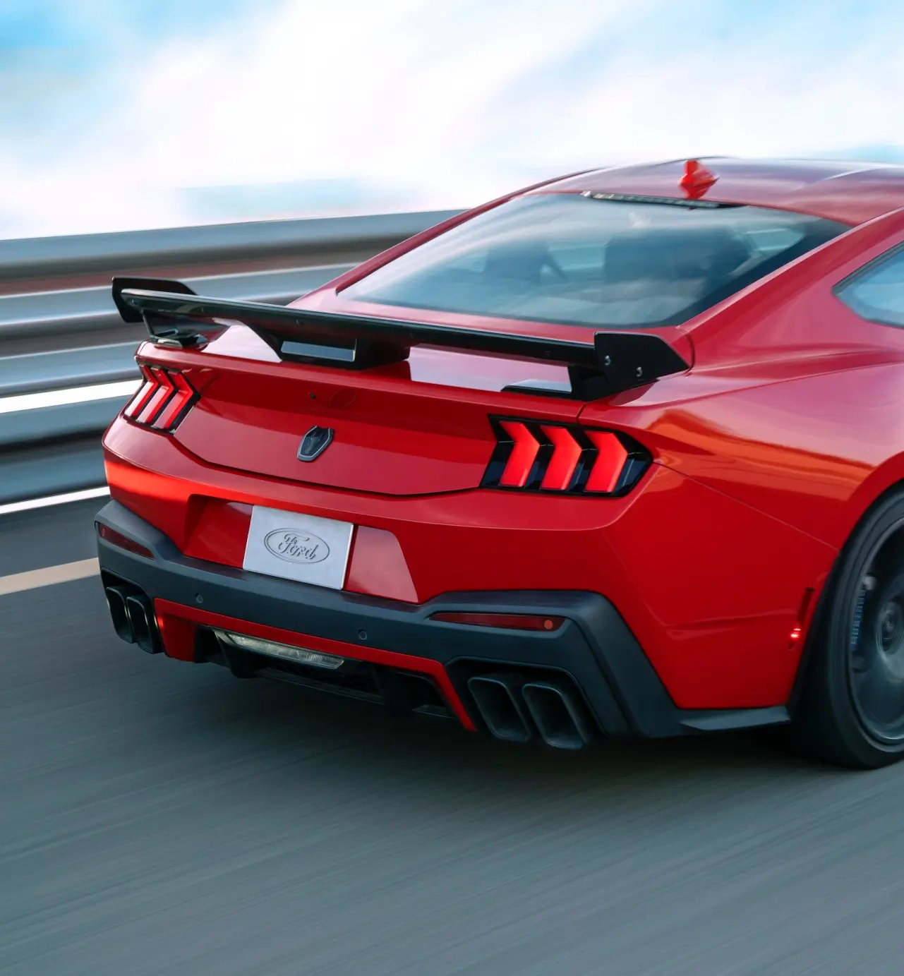 Ford Mustang Dark Horse SC V8 2026