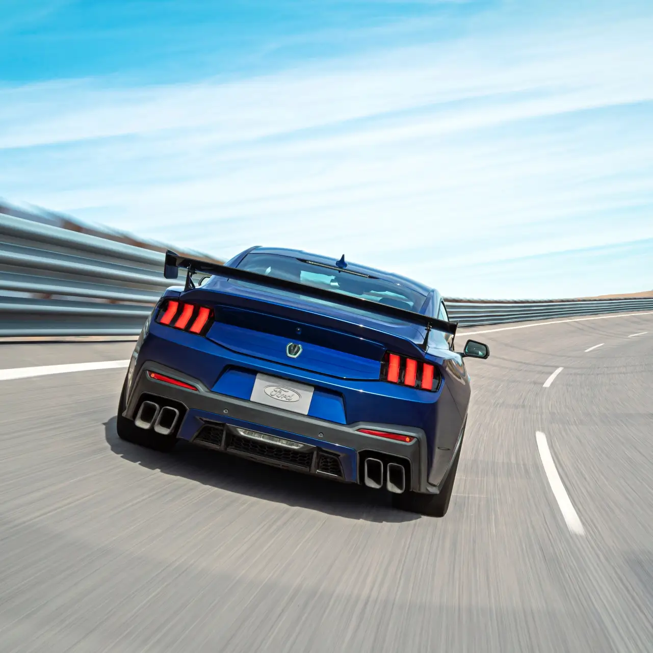 Ford Mustang Dark Horse SC V8 2026