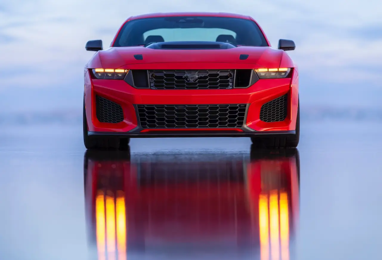 Ford Mustang Dark Horse SC V8 2026