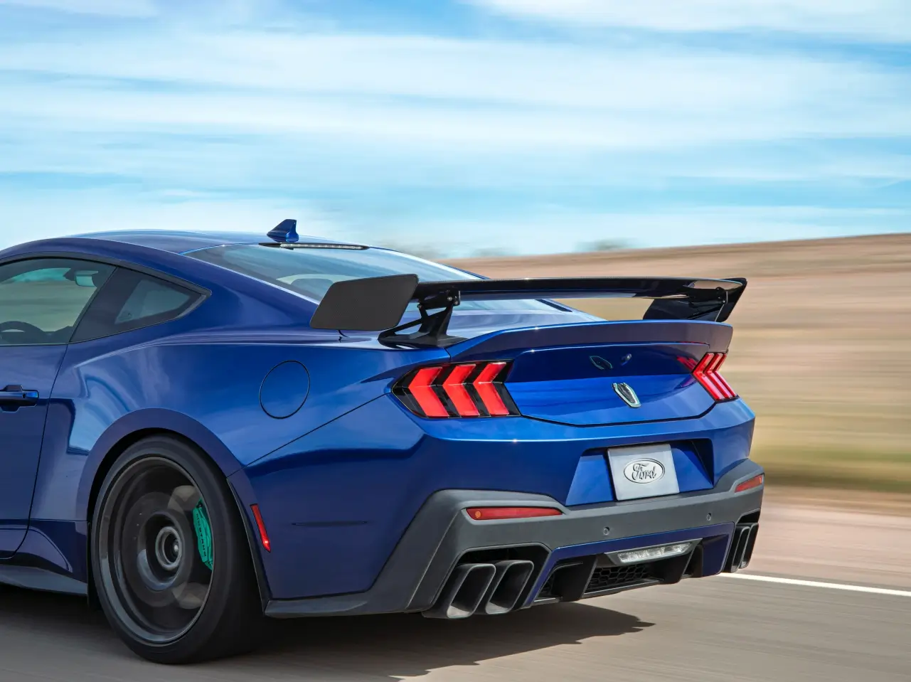 Ford Mustang Dark Horse SC V8 2026