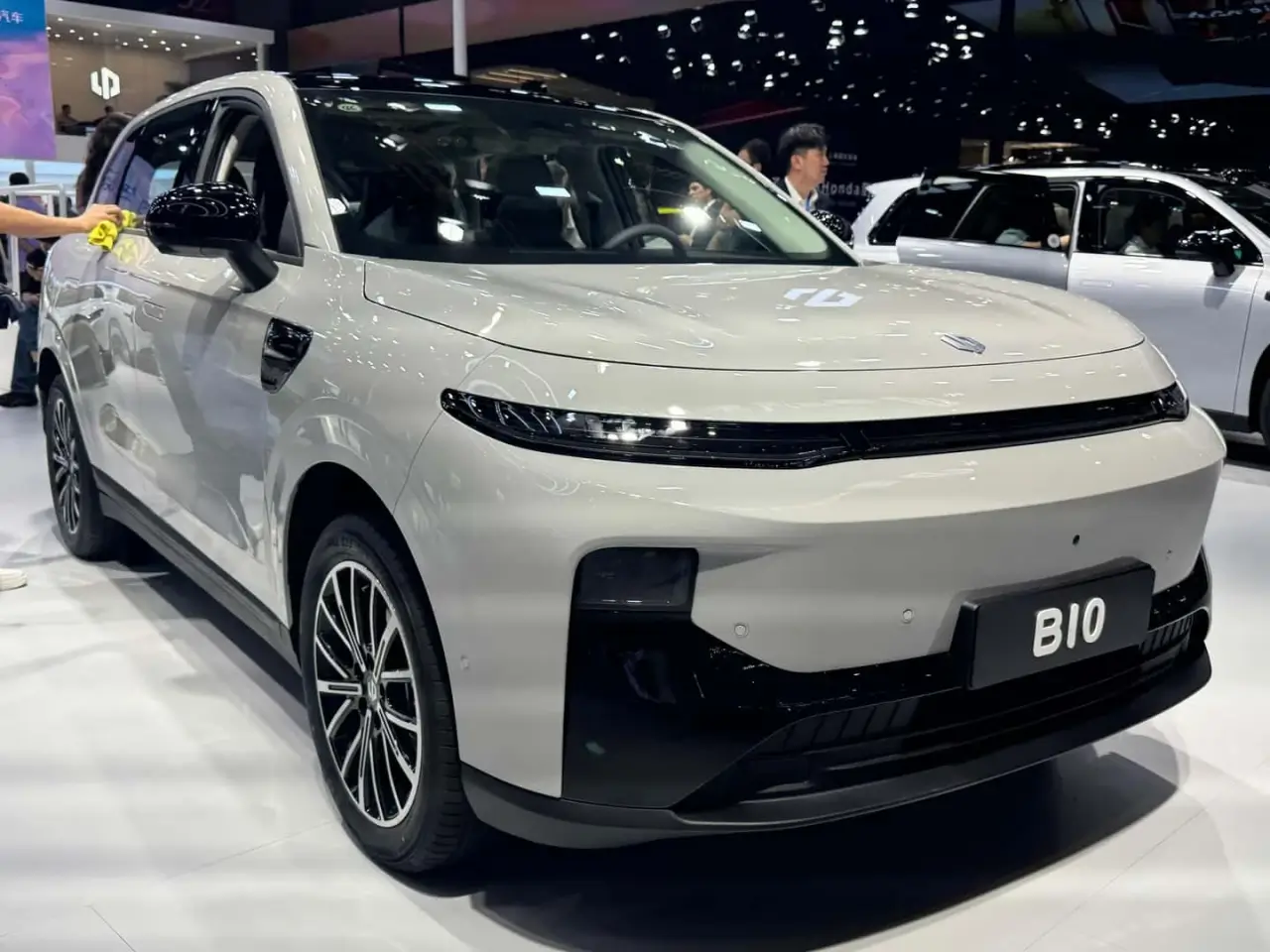 Leapmotor B10 e-Hybrid au Salon de Bruxelles 2026