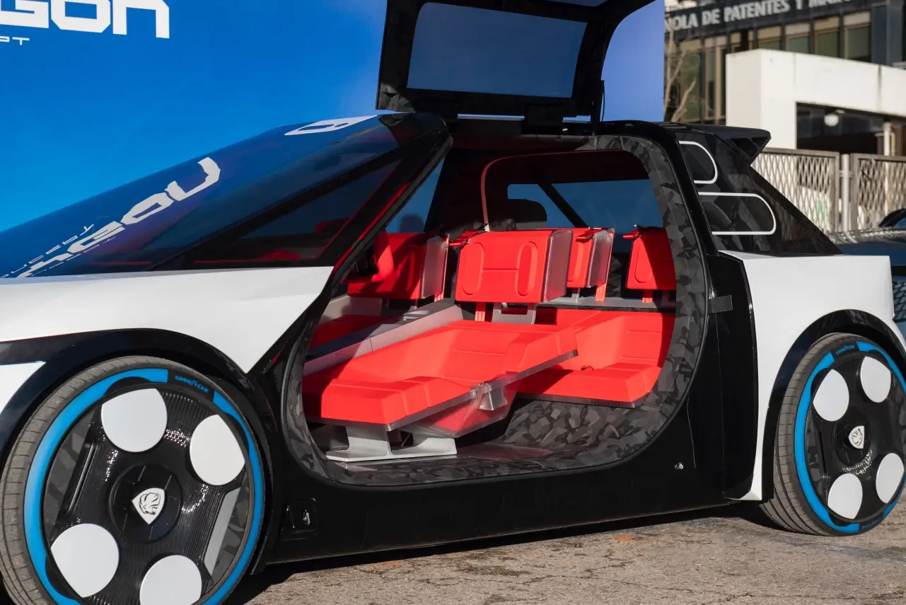 Peugeot Polygon Concept