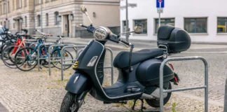 Quelle formule d'assurance scooter 50 choisir en 2026 ?