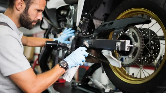 Entretien moto pas cher en 2026