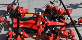 L’esprit paddock en entreprise : ce que la F1 et l’Endurance nous apprennent sur la performance Comment les leçons du sport automobile illuminent les entreprises modernes