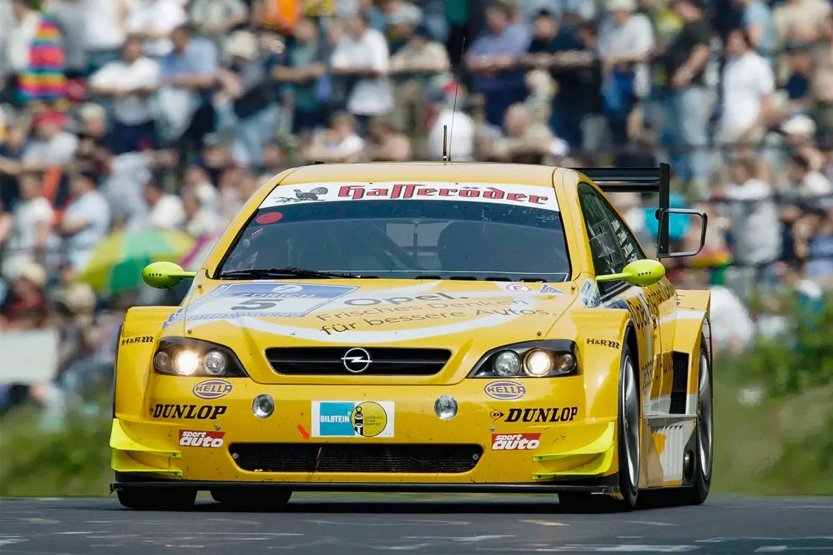Opel Astra V8 Coup Nurburgring 24-hour Race 2003