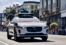 Robotaxi WAYMO