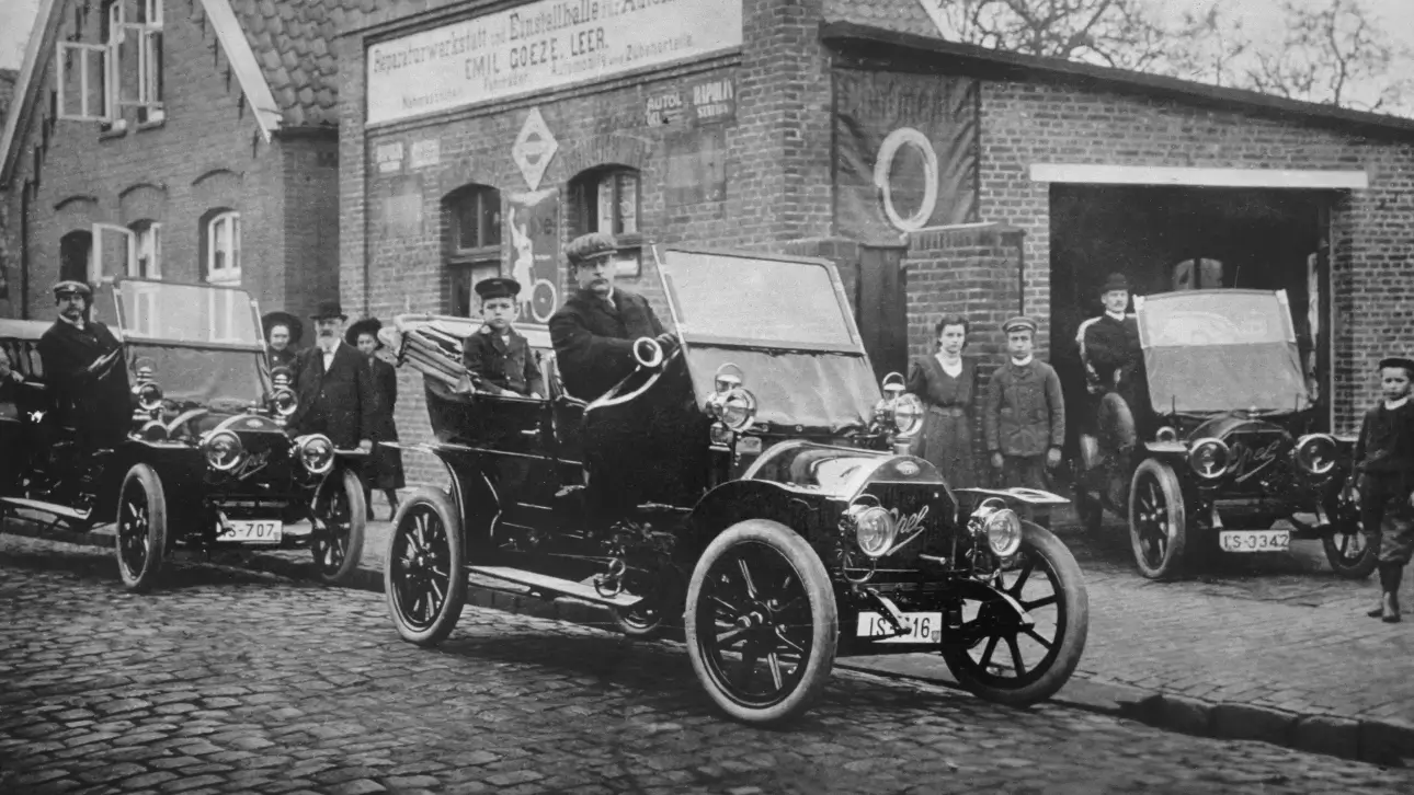 1906 - la millième Opel sortait des usines de Rüsselsheim