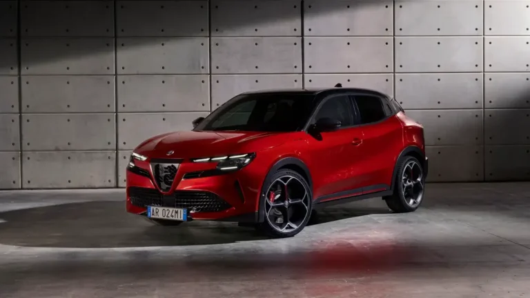 46 % des commandes d’Alfa Romeo sont électriques en avril, 65 % chez les particuliers Alfa Romeo Junior