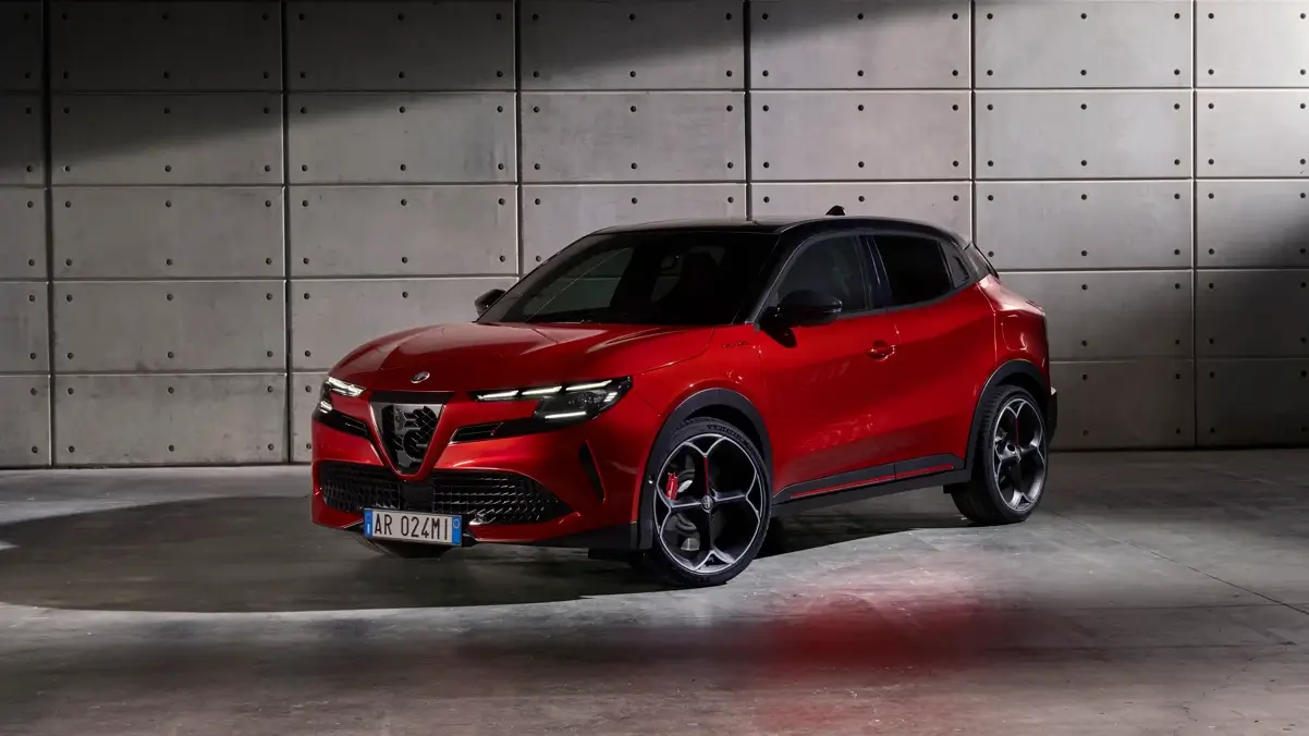 46 % des commandes d’Alfa Romeo sont électriques en avril, 65 % chez les particuliers Alfa Romeo Junior